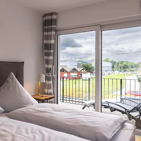 Hafenglueck ティメンドルファー・シュトラント